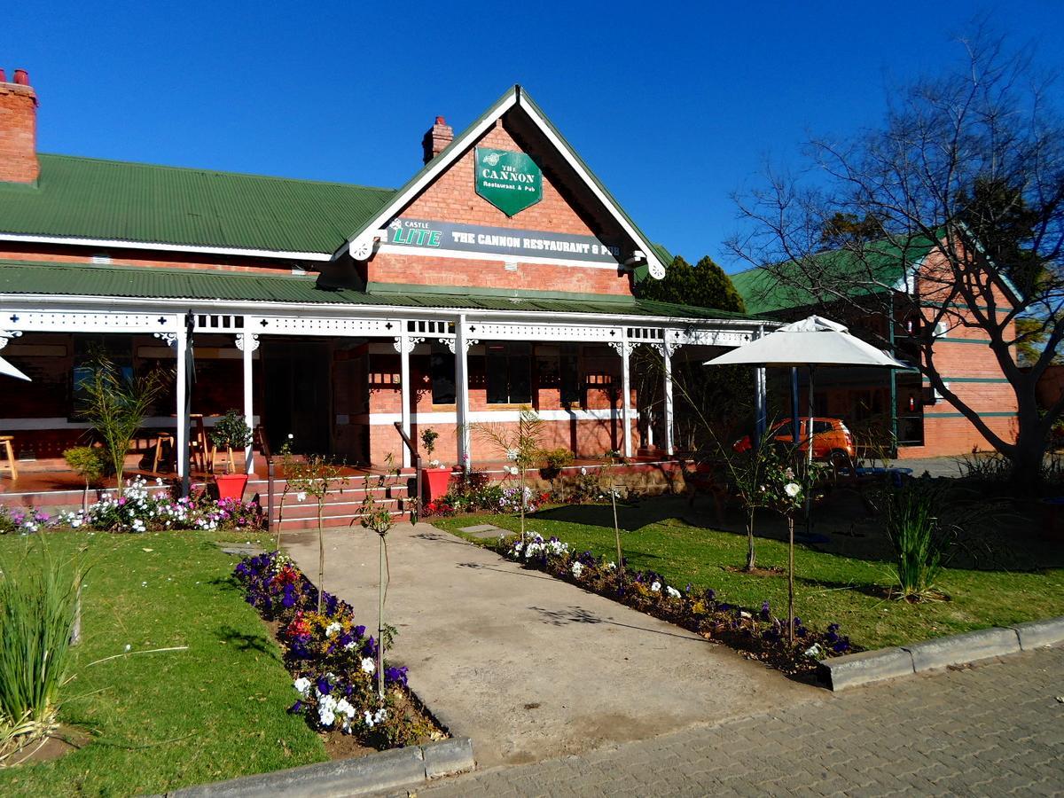 The Cannon Lodge Newcastle Exterior photo
